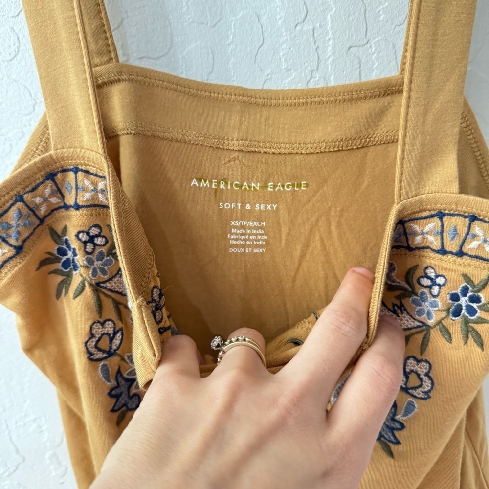 American Eagle Outfitters Tan Brown Camisole Embroidery XS - Picture 3 of 3